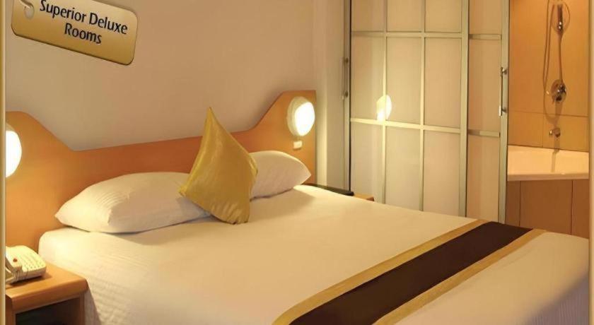 Peninsula International Hotel سوفا المظهر الخارجي الصورة
